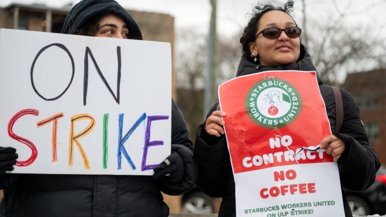 108078883 1734715120895 gettyimages 2190135198 STARBUCKS STRIKE