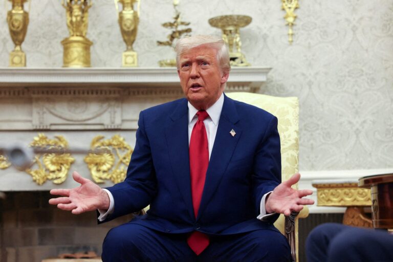 2025 04 07t224551z 1211661332 rc26tdanv3b7 rtrmadp 3 usa court trump migration scaled