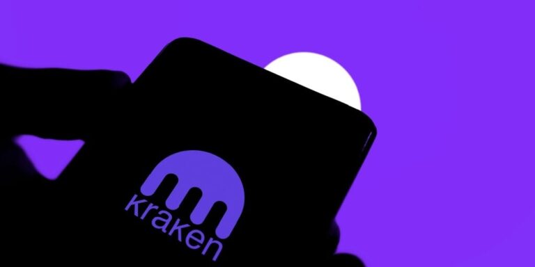 kraken logo smartphone crypto exchange gID 7