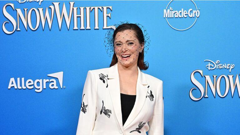 rachel bloom resized
