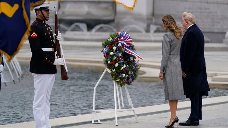 Trump WW2 Memorial AP 1
